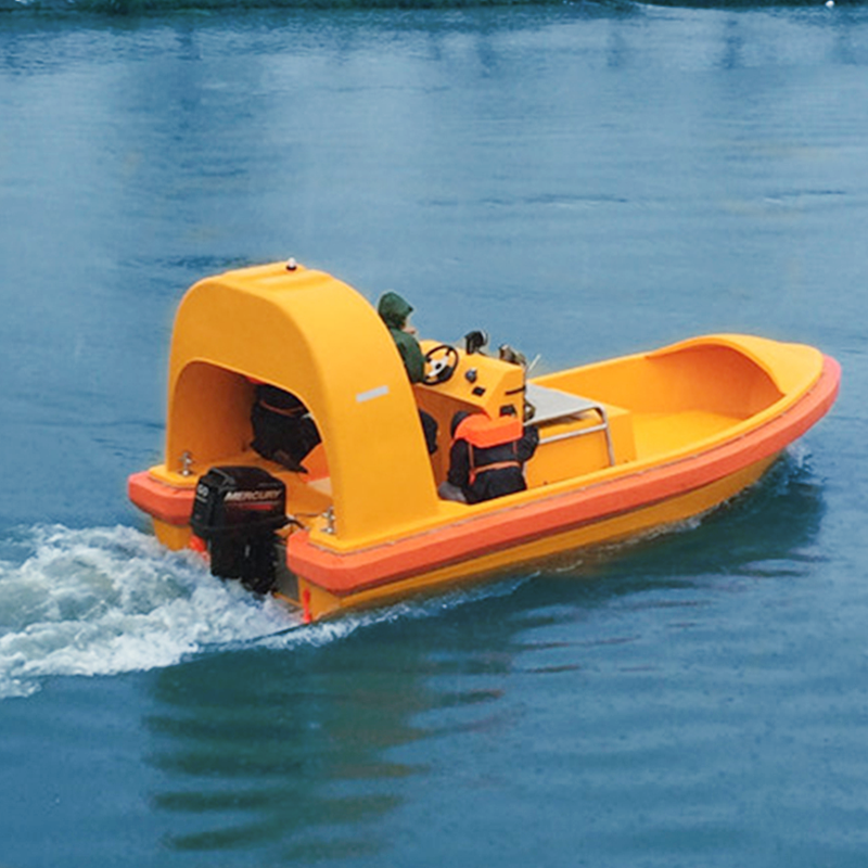 قارب الإنقاذ السريع وDavit جاهزان للنقل إلى الميناء وإرسالهما إلى هولندا