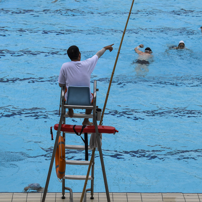 كرسي المنقذة للحياة