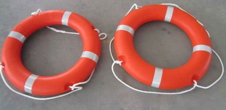 عوامة الحياة البحرية 28