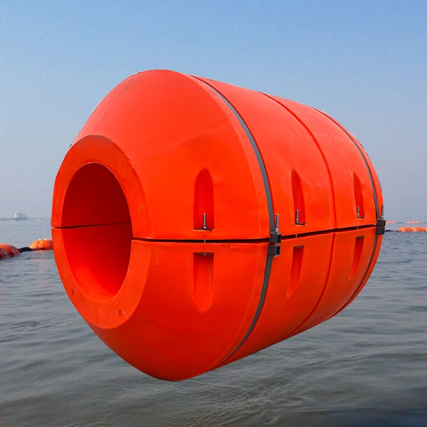 الكائنات العائمة البرتقالية في مشاريع التجريف - الأنابيب العائمة