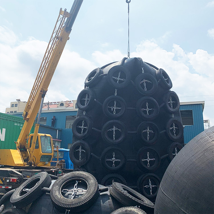 قارب البحرية Fender15