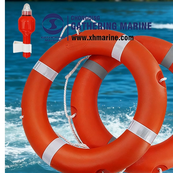 متطلبات أضواء عوامة النجاة ذاتية الإشعال وإشارات الدخان ذاتية التنشيط على جسور السفن