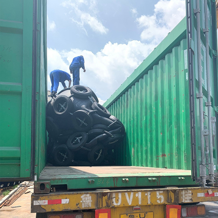 قارب البحرية Fender17